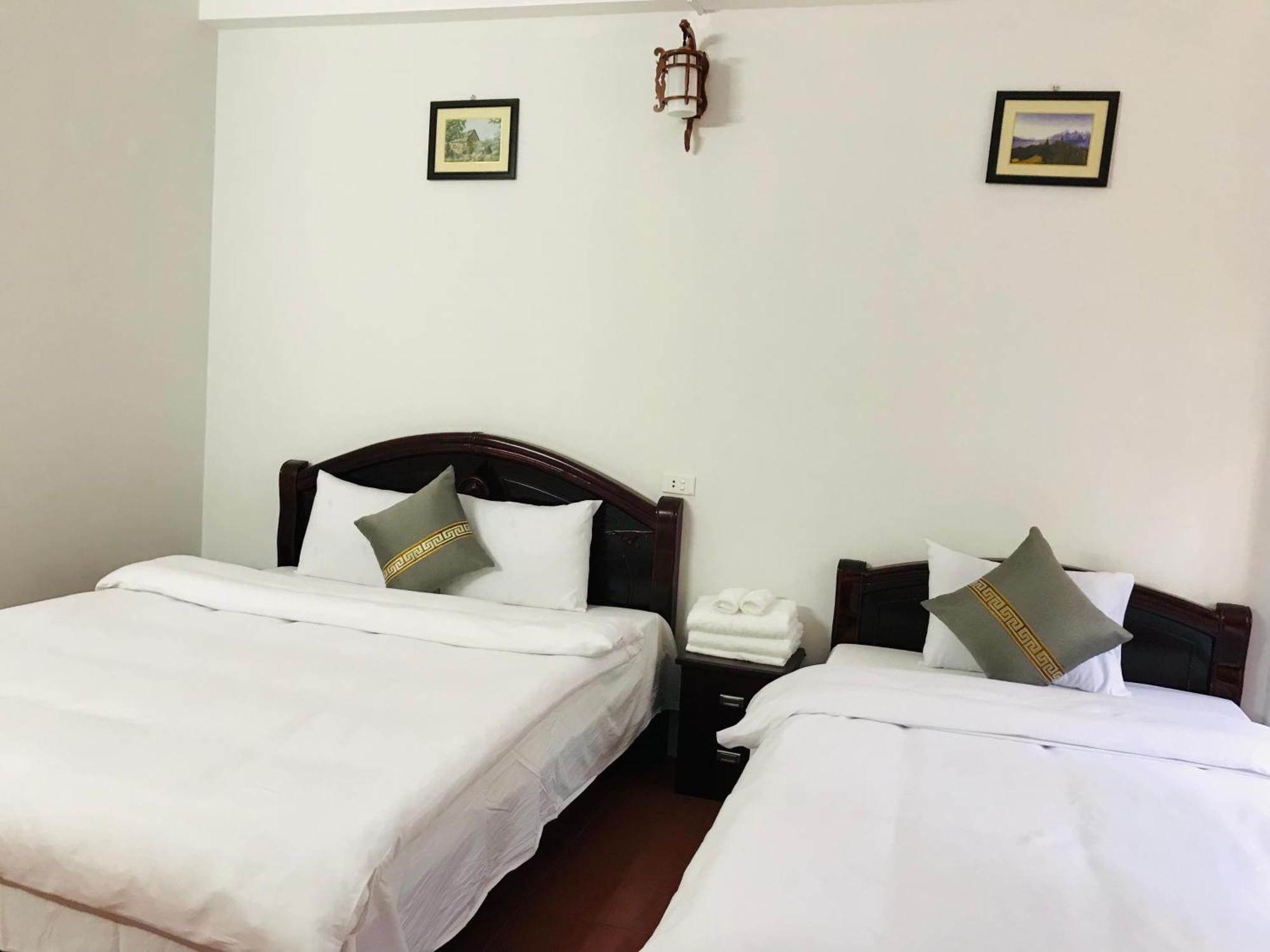 Anh Anh Hotel Bac Ha  Exterior photo