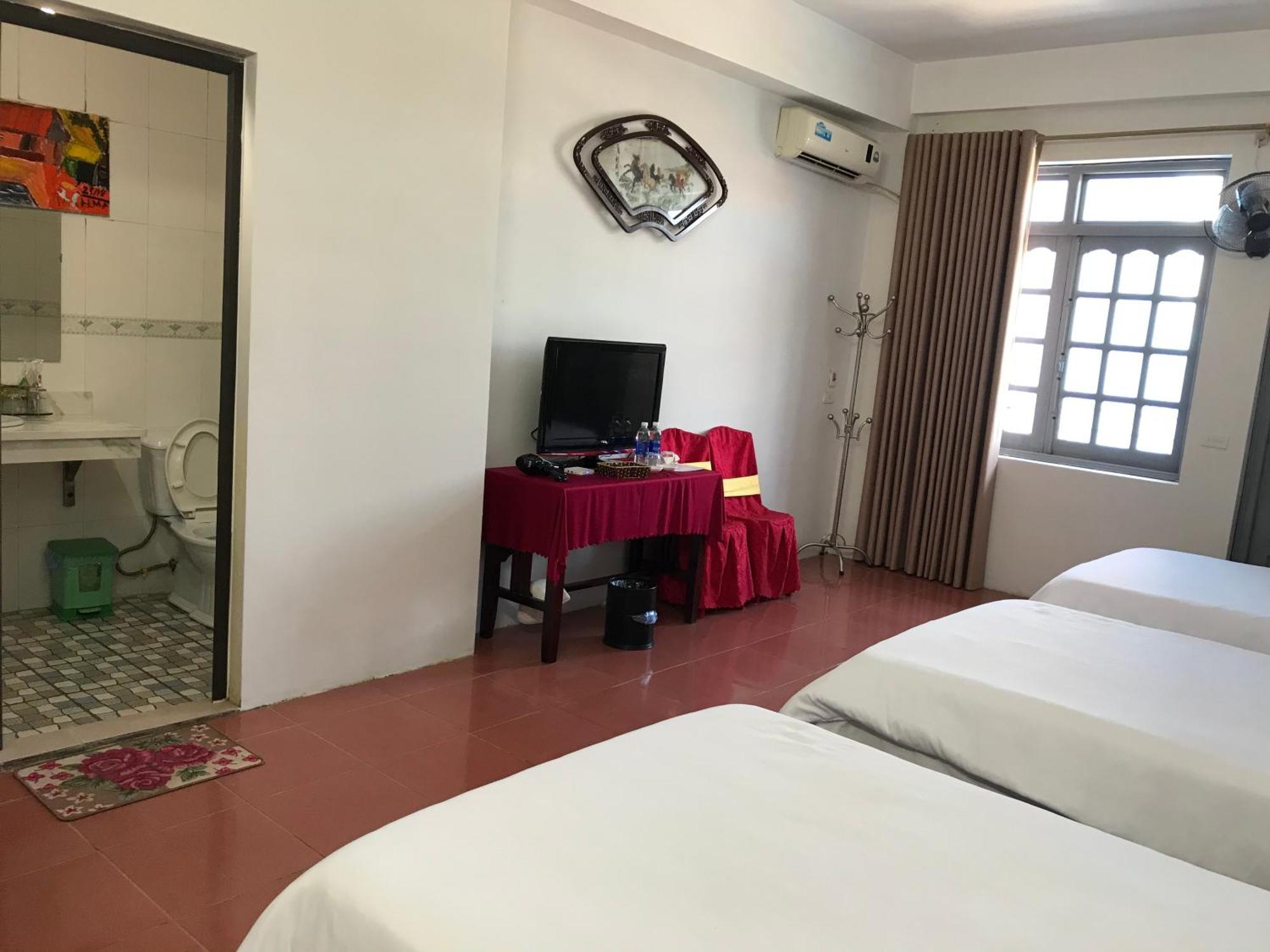 Anh Anh Hotel Bac Ha  Exterior photo