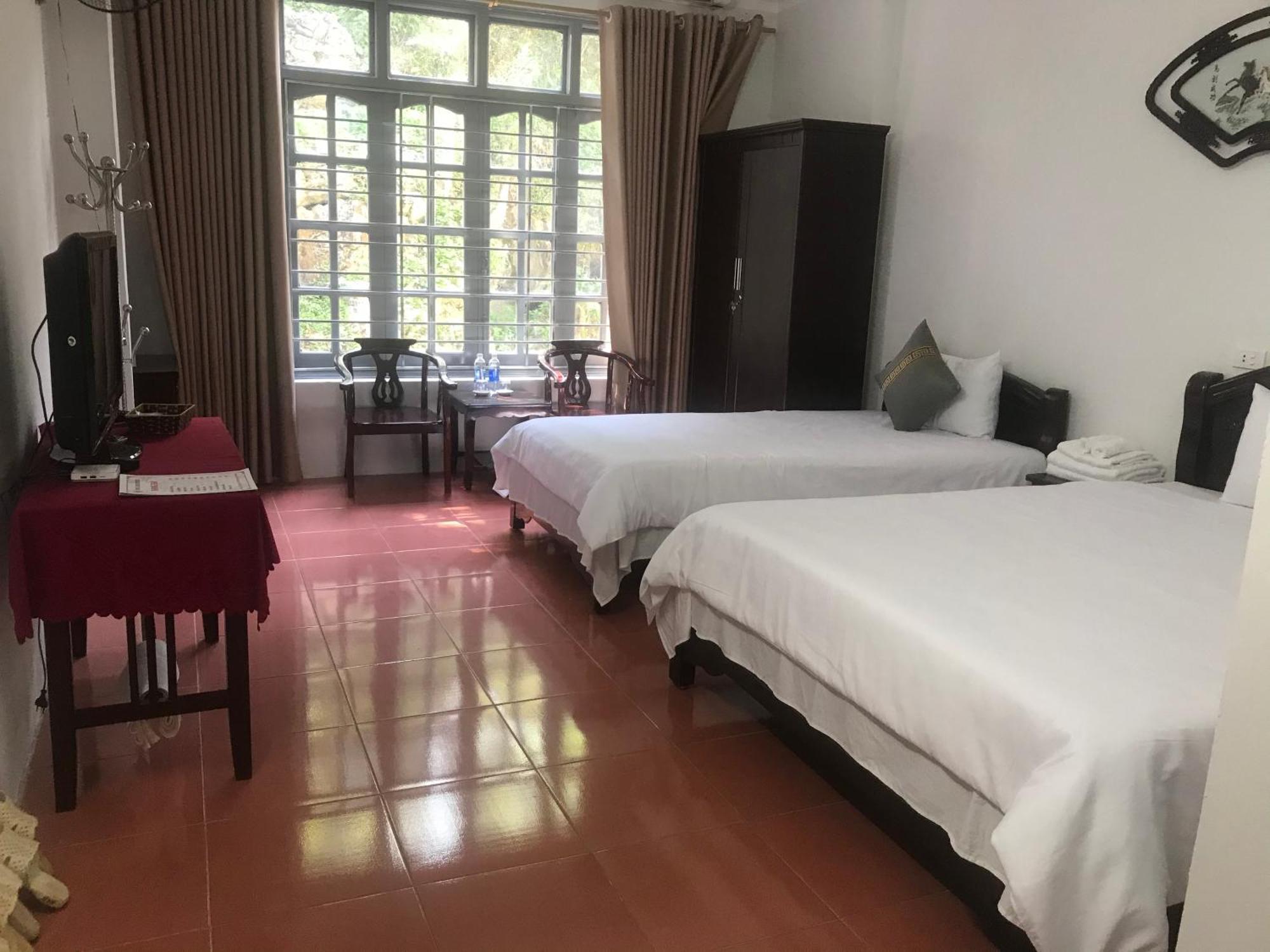 Anh Anh Hotel Bac Ha  Exterior photo